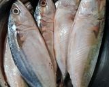 Foto langkah ke 1 dari resep Ungkep Ikan Kembung.