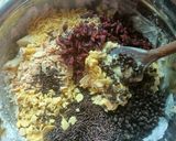 Gambar langkah 2 resipi Crunchy Cornflakes.