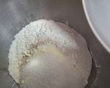 Foto del paso 2 de la receta: Facturas rellenas de crema pastelera de dulce de leche