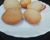 A picture of step 4 of Pani Puri.