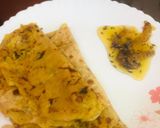 A picture of step 12 of Aloo paratha.