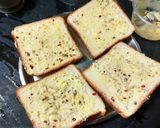 A picture of step 1 of Chicken stew with garlic bread.