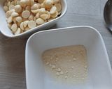 Φωτογραφία βήματος 1 της συνταγής Panna cotta (Πάννα Κόττα) με λευκή σοκολάτα και κουλί μάνγκο
