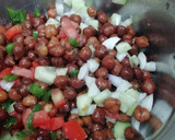 A picture of step 4 of Chana & cucumber salad.
