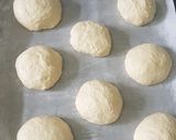 Foto langkah ke 2 dari resep Korean Garlic Cheese Bread (cheddar).