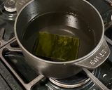 A picture of step 1 of Yudofu, Japanese silken tofu simmered in konbu dashi - 湯豆腐.