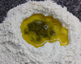 Foto del paso 1 de la receta: Empanada XXL🤩🥟lomito ahumado y queso dambo