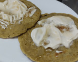 Foto del paso 5 de la receta: Arepas🫓de maiz🌽a mi manera🧈con queso🧀crema y miel🥯🧇🍯
