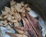 Foto langkah ke 1 dari resep Eseng eseng ikan asin klotok.