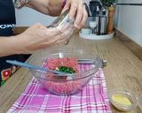 Foto del paso 1 de la receta: Nido de hamburguesa rellenos de champiñones y salsa Aurora