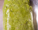 पालक पराठा (palak paratha recipe in marathi) रेसिपी स्टेप 2 फोटो 