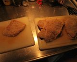 Foto del paso 5 de la receta: Niños envuletos, jamoncito navideño, milanesas y mucho trabajo + almuerzo de hoy