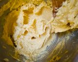 Hình bước làm 1 của món Levain cookies - bánh quy bơ Levain phiên bản ít ngọt