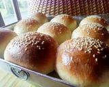 Foto langkah ke 7 dari resep Roti untuk burger enak lembut.