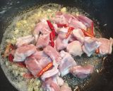 รูปขั้นตอนการทำที่ 4 ของ ผัดมะเขือยาวหมูสามชั้น คีโต