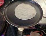 A picture of step 3 of स्ट्रीट स्टाईल कुरकुरीत मिनी समोसे.