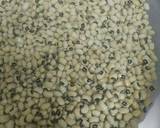 Black Eyed Peas and Hog Jowls recipe step 1 photo