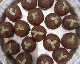 A picture of step 6 of Motichoor Laddoo.