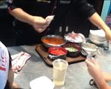 Foto langkah ke 8 dari resep Pizza Italia Topping Saus Spaghetti.
