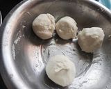 A picture of step 2 of Paneer stuffed rice flour paratha.