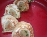 A picture of step 7 of Paneer and potato Swiss rolls.