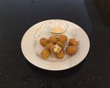 A picture of step 8 of Jalapeno Cheese Balls.