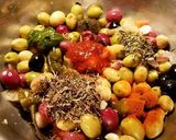 Foto del paso 6 de la receta Aceitunas morunas, con aliño urrutia picantes