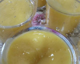 A picture of step 2 of Mango custard.