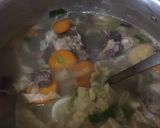 Foto langkah ke 5 dari resep Sop Rempah Balungan.