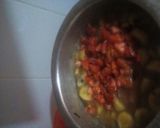 A picture of step 4 of Banana and potato mix#My staple food contest.