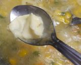 A picture of step 7 of Sweet corn soup.