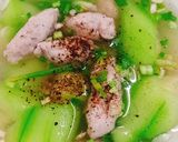 Hình bước làm 1 của món Canh mướp nấu mọc