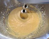 A picture of step 3 of Lemon Drizzle Cake.