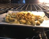 Foto del paso 1 de la receta: Salmón con patatas baby al horno
