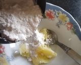 A picture of step 2 of Jaggery filled rice flour cookies.