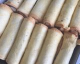 Foto langkah ke 8 dari resep Strawberry chocolate french toast roll ups.