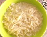 Foto langkah ke 2 dari resep Martabak Mie.