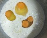 Hình bước làm 2 của món Banana Cake