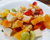Foto del paso 1 de la receta Ensalada "fondo de nevera" y salsa Ponzu