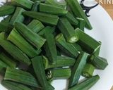 A picture of step 1 of Restaurant Style Bhindi Do Payza.