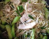 Hình bước làm 4 của món Giá đỗ xào mướp - thịt thăn