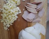Foto langkah ke 1 dari resep Tumis Sawi Putih + (Sosis Telur).