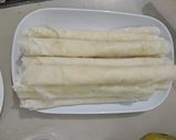 Foto langkah ke 4 dari resep Tape Stick Roll.