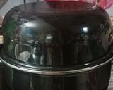 Foto langkah ke 4 dari resep Bolu keju coklat panggang tanpa oven.