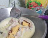 Foto langkah ke 8 dari resep Opor Ayam Tahu Kuah Putih.