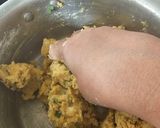 A picture of step 3 of Mashed potato fritters /pakora.