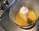 Une image de l'étape 3 de Sauce salade épicée à la moutarde et persil.