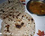 आलू टमाटर की सब्जी और रोटी (Aloo tamatar ki sabzi aur roti recipe in Hindi) रेसिपी चरण 1 फोटो