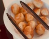A picture of step 15 of Meatballs in Almond Sauce! 🧄🍞🧅.