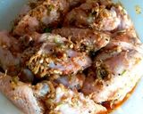 รูปขั้นตอนการทำที่ 2 ของ เมนู ปีกไก่แดดเดียว